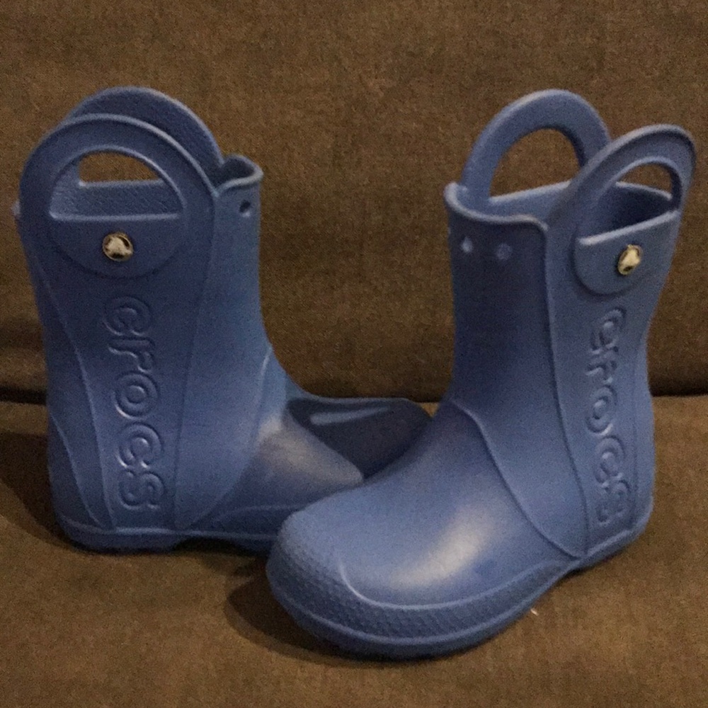 Kids Crocs Pull-on Boot (size 12)